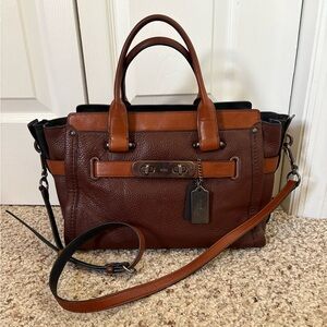 Coach Swagger Bag very good condition